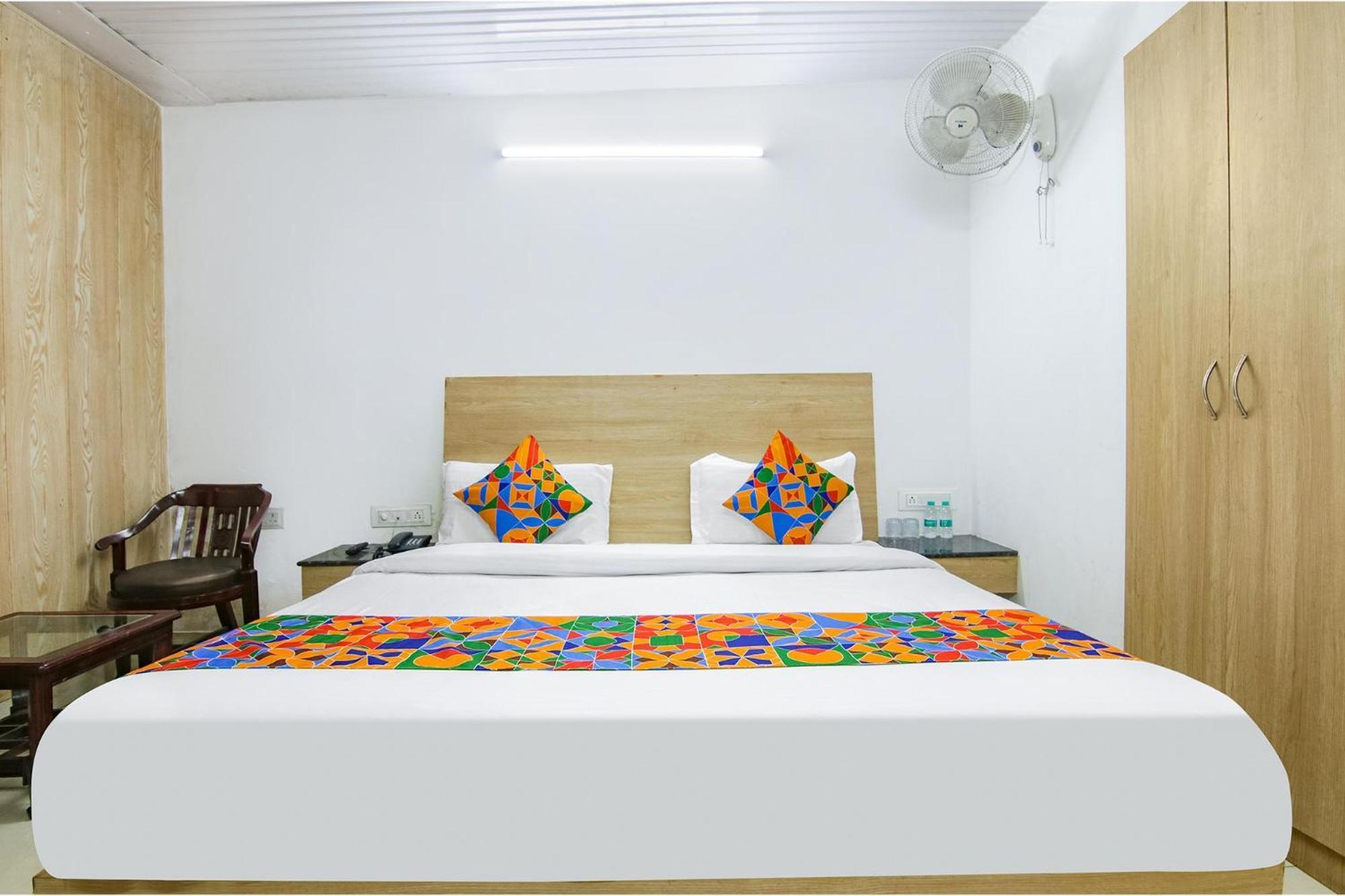 Fabexpress Kalsia Homestay - Nr Radha Krishna Mandir Masuri Exterior foto